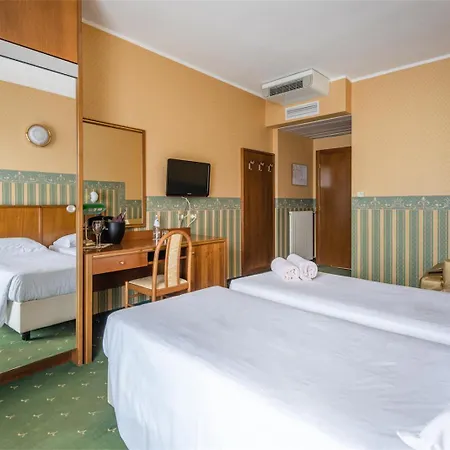 Hotel Splendid Palace Limone sul Garda Kamer foto